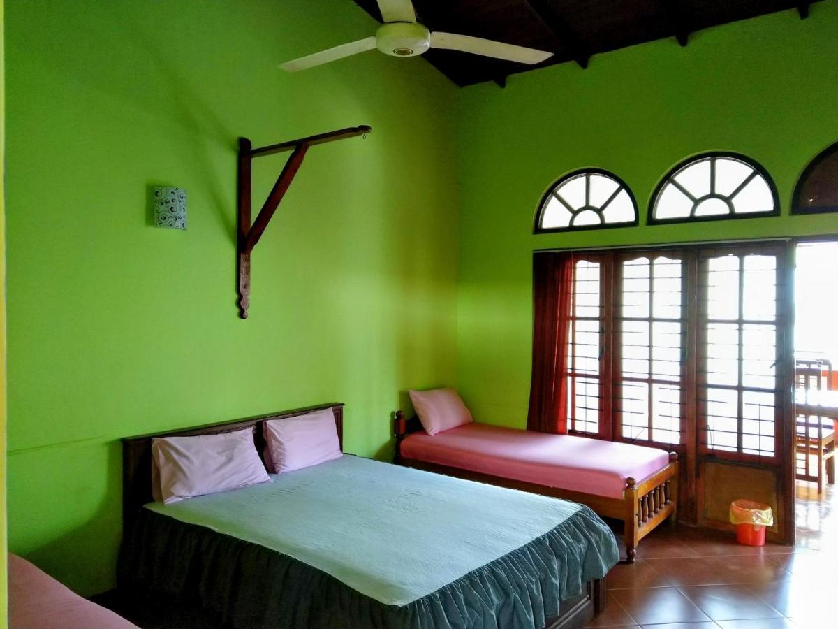Kandyan Feel Free Homestay 外观 照片